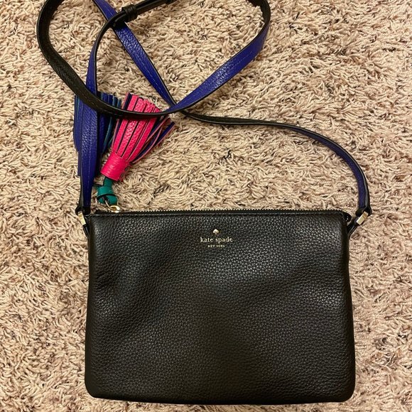 kate spade Handbags - Kate Spade Black Leather Crossbody